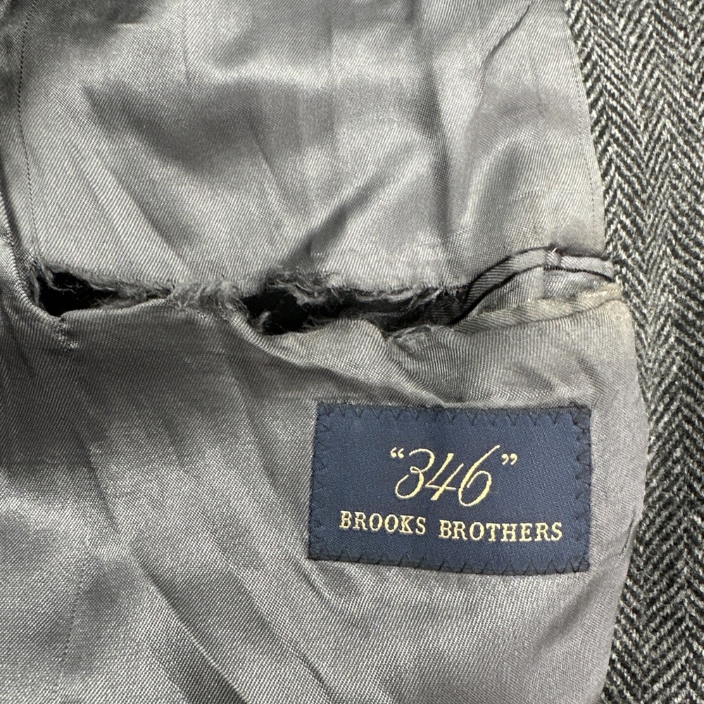 Brooks Brothers 346 Blazer Men 44R Grey Herringbone Tweed Wool Sport Coat - Picture 3 of 16